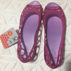 NWT Crocs pink flats